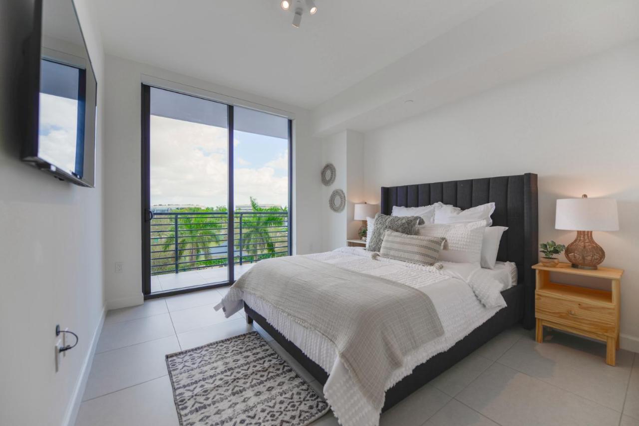 Cozy 1- 1 Bedroom Steps From Downtown Doral Park Μαϊάμι Εξωτερικό φωτογραφία