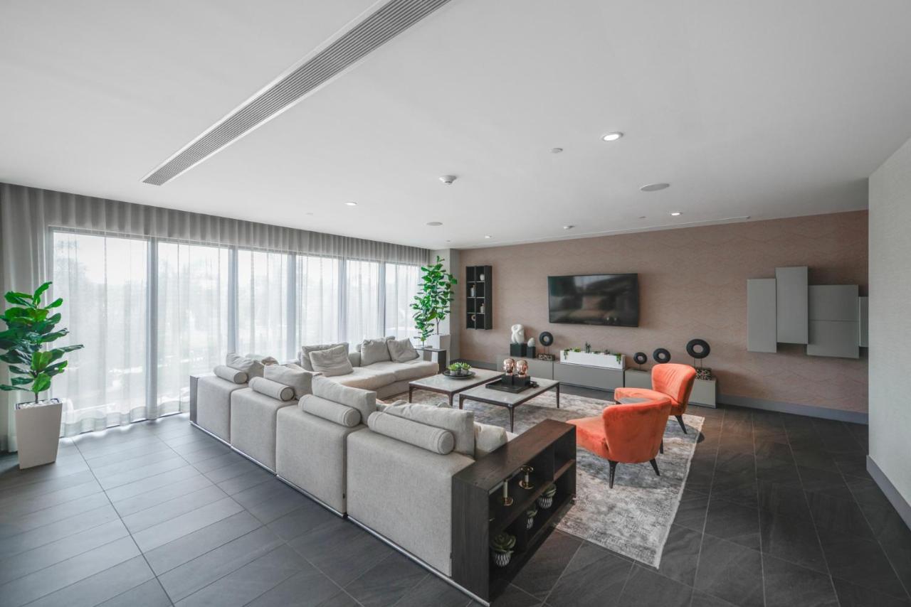 Cozy 1- 1 Bedroom Steps From Downtown Doral Park Μαϊάμι Εξωτερικό φωτογραφία