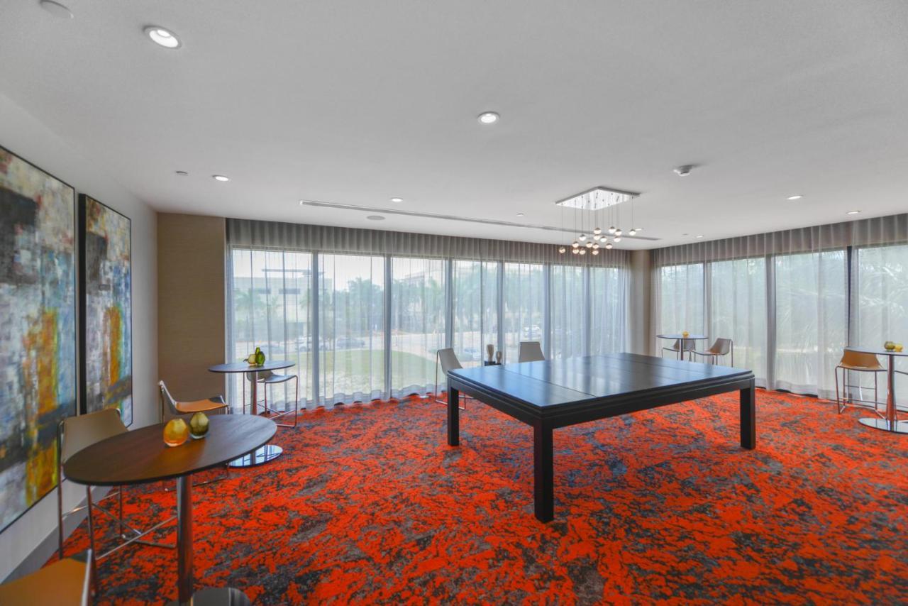 Cozy 1- 1 Bedroom Steps From Downtown Doral Park Μαϊάμι Εξωτερικό φωτογραφία